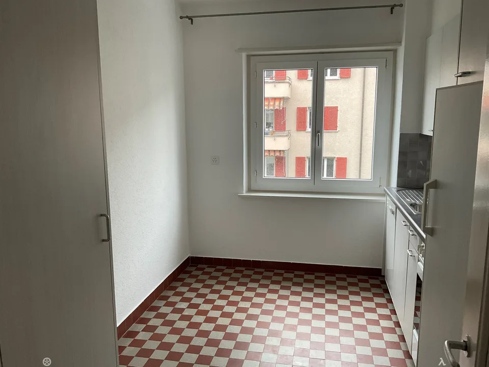 Appartamento di 3 camere nel quartiere tranquillo di Champagne