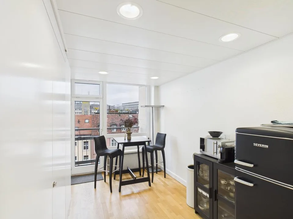 Zentrale Bürofläche an Toplage, nur wenige Schritte vom Hauptbahnhof – Foto 7 von 10