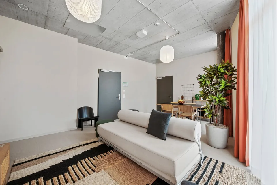 Family Suite Design Apartment