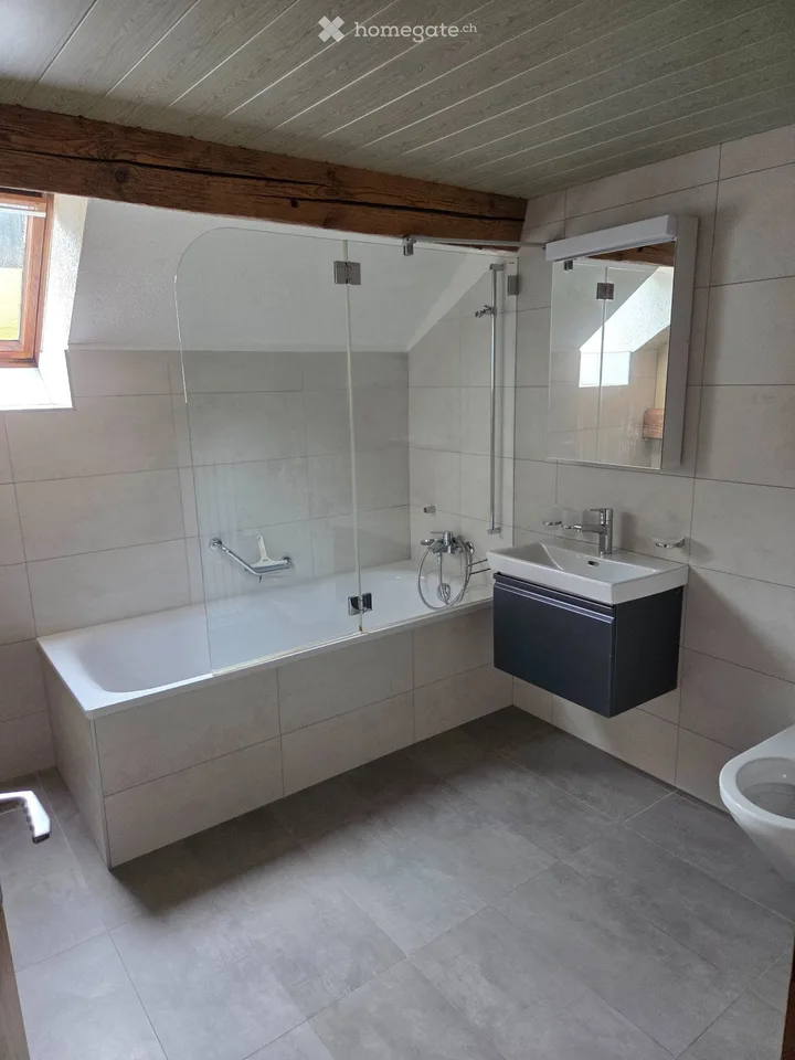 Wohnung mit 3.5 Zimmern, St-Sulpice