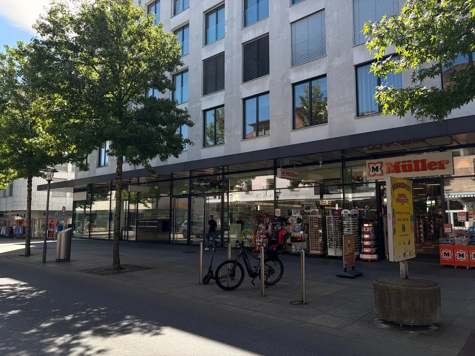 Top-Verkaufsfläche an bester Lage – Bahnhofstrasse Buchs SG (ca. 1'264 m²)