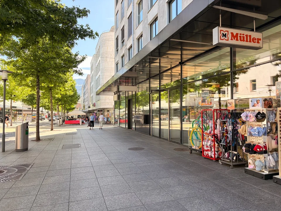 Top-Verkaufsfläche an bester Lage – Bahnhofstrasse Buchs SG (ca. 1'264 m²)