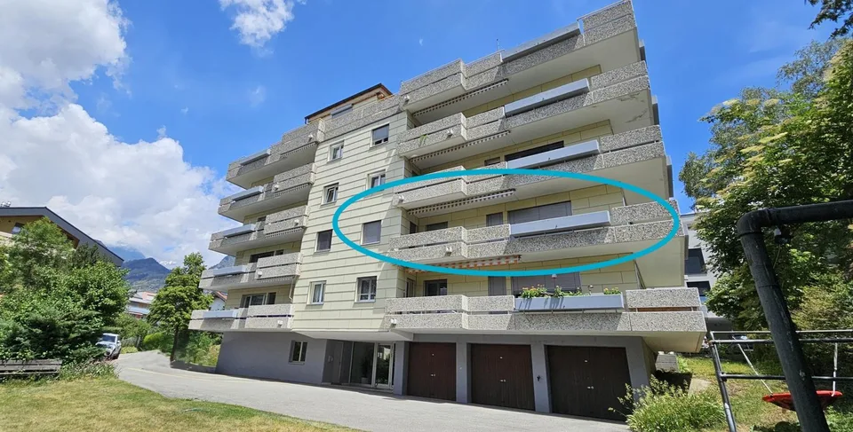 zu vermieten, VS - grosszügige 5.5-Zimmerwohnung mit Garagenbox