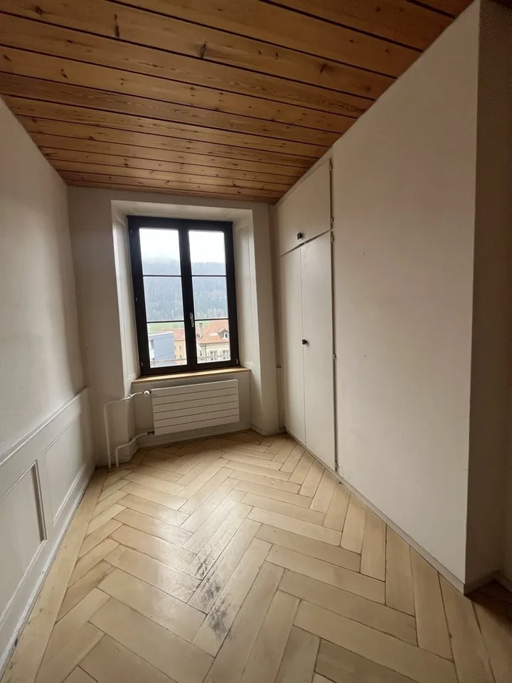 GRAND 5,5 PIECES AVEC CACHET ET PARQUETS – photo 6 sur 8