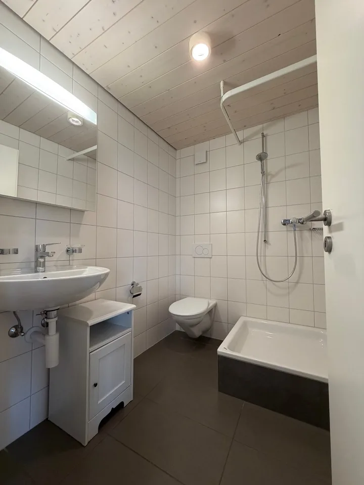 Charming 4-room duplex with mezzanine in Neuchâtel – photo 6 of 8