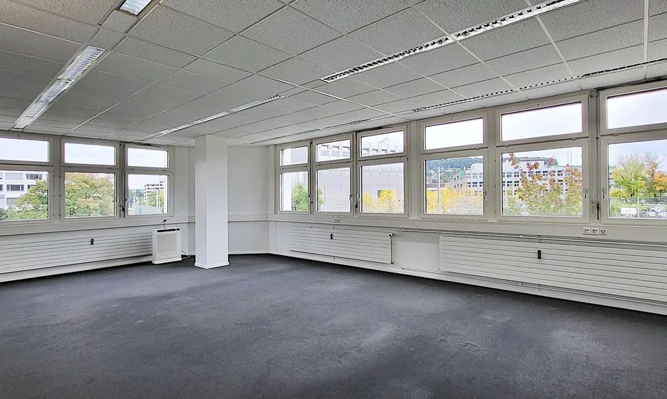 "Spannende, klimatisierte Gewerbe-/Büroräume in Urdorf!"