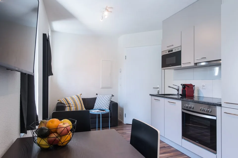 Schöne möblierte 2.5 Zimmerwohnung in Zürich Wiedikon
