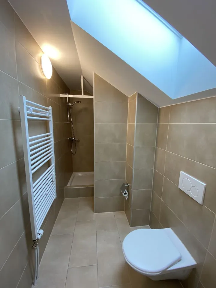 Renovierte 2.5-Zimmer-Wohnung im 3. OG in Brügg BE verfügbar – Foto 11 von 11