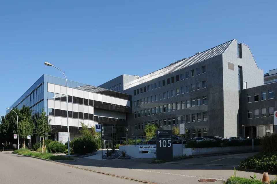 1100 m2- 2'500 m2 Büroflächen an bester Lage beim Glattpark