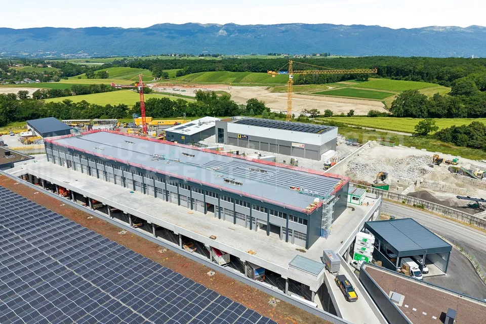 Espaces artisanaux neufs pour PME et artisans - SATIGNY (Bois-de-Bay)
