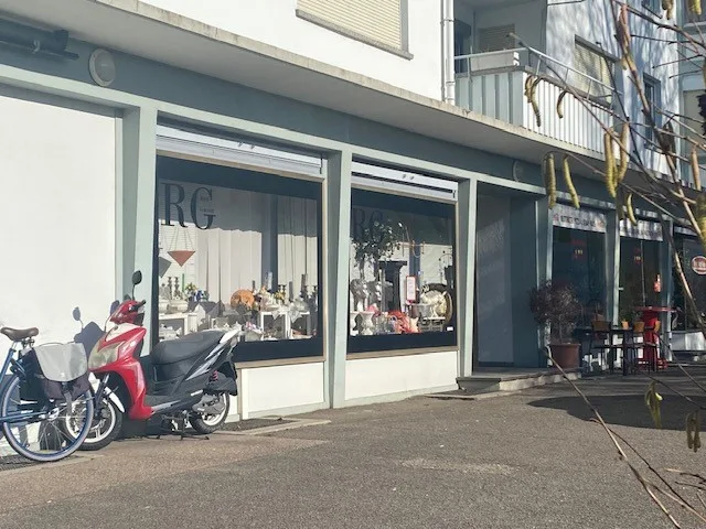 Parrucchiere/Studio/Ufficio/Laboratorio/Negozio in affitto