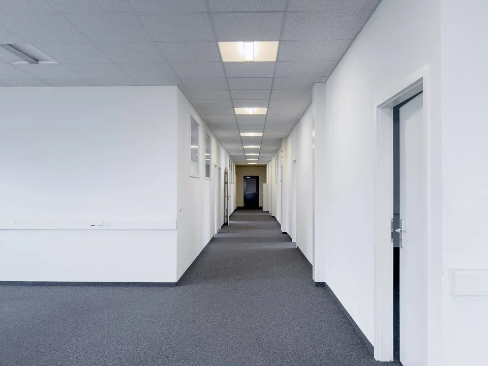 Büros, Verwaltungsräume von 400m2 zur Miete in Satigny