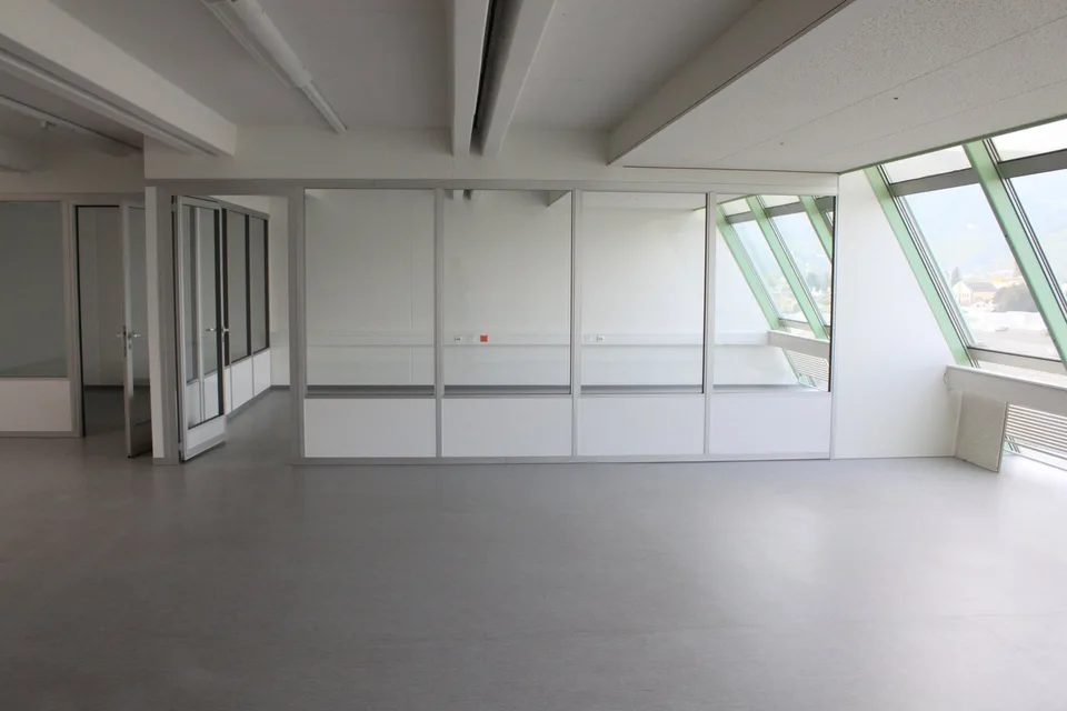 Ufficio 155m2 con 3 stanze - bella vista e con aria condizionata