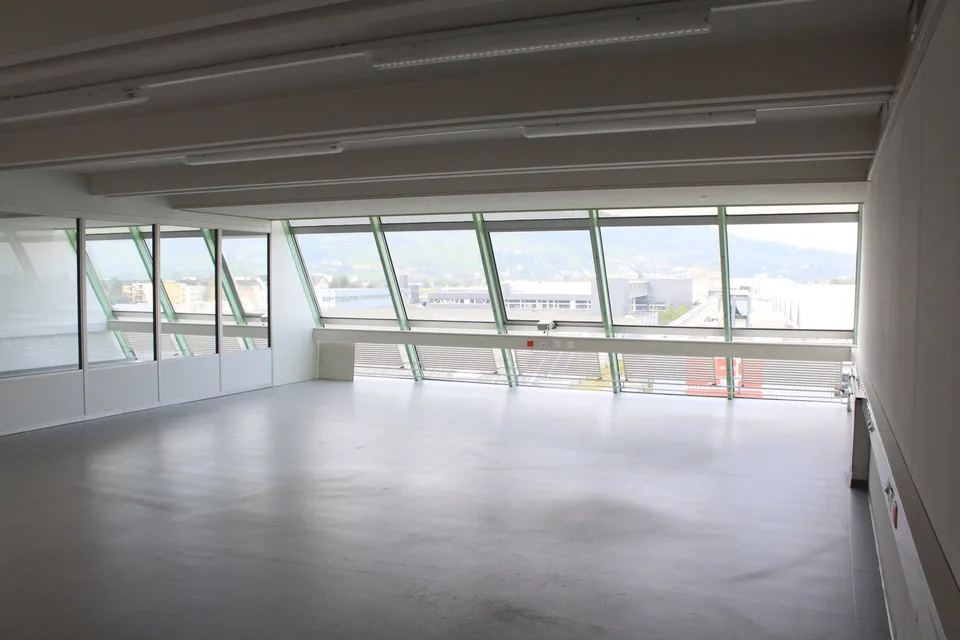 Büro 155m2 mit 3 Räumen - schöne Aussicht und mit Klimaanlage