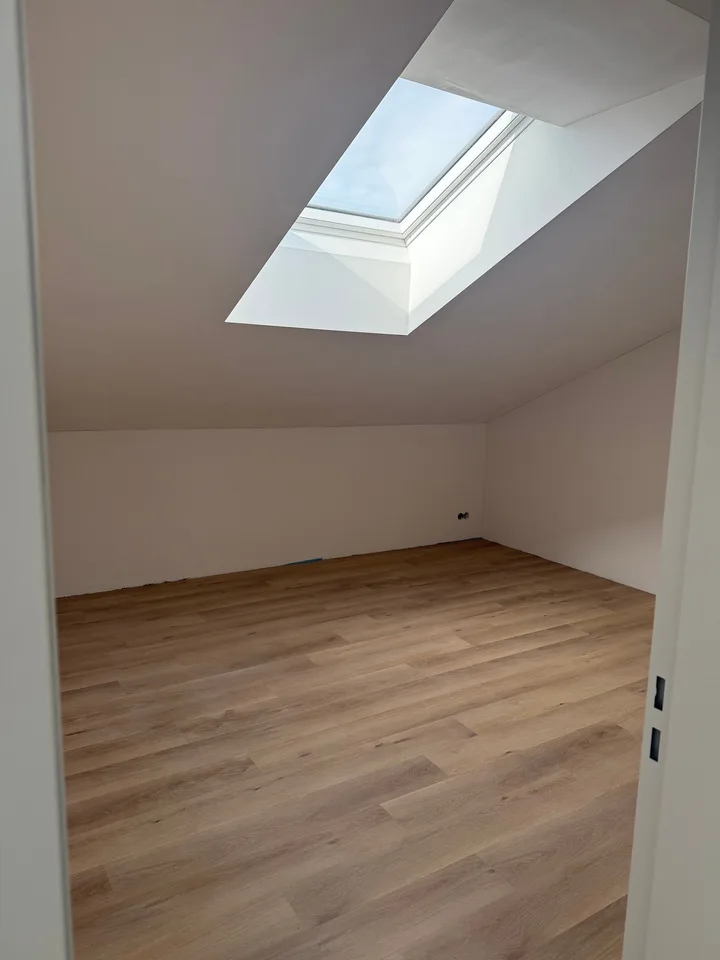 Neue 3.5-Zimmer Attikawohnung zu vermieten (Nr. 8 links)