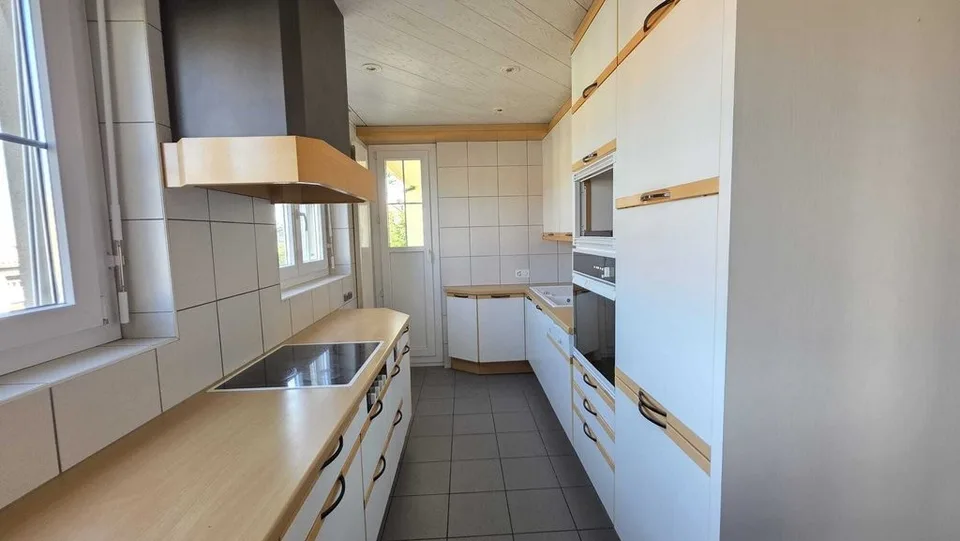 MAGNIFIQUE 5 PIÉCES AU REZ AVEC TERRASSE PRIVATIVE