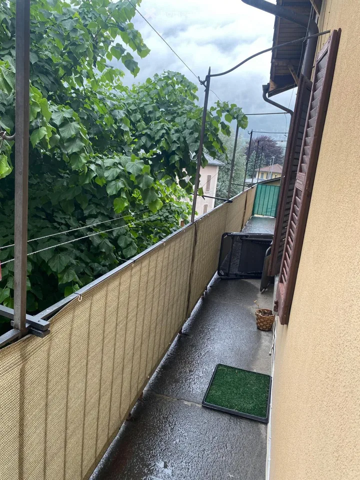 Helles Apartment mit Balkon in Biasca