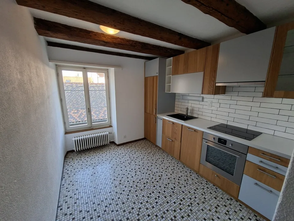 Appartamento di due locali con vista mozzafiato nella vecchia città
