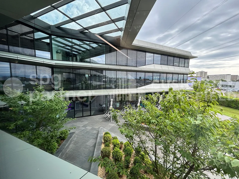 CRASSIER 3 uffici Plug & Play in un edificio di prestigio a Terre Bonne Nyon