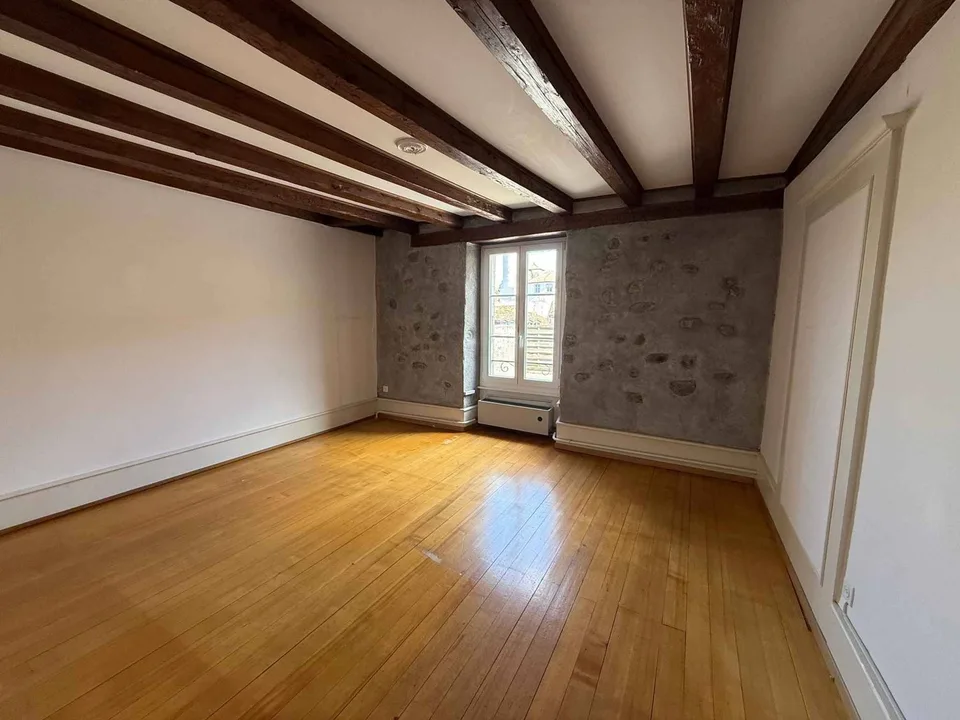 Magnifique logement à louer dans un cadre privilégié à deux pas du Château d'Aubonne