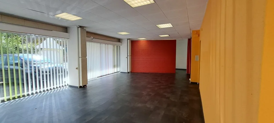 Bienne, surface commerciale de plain-pied en centre-ville
