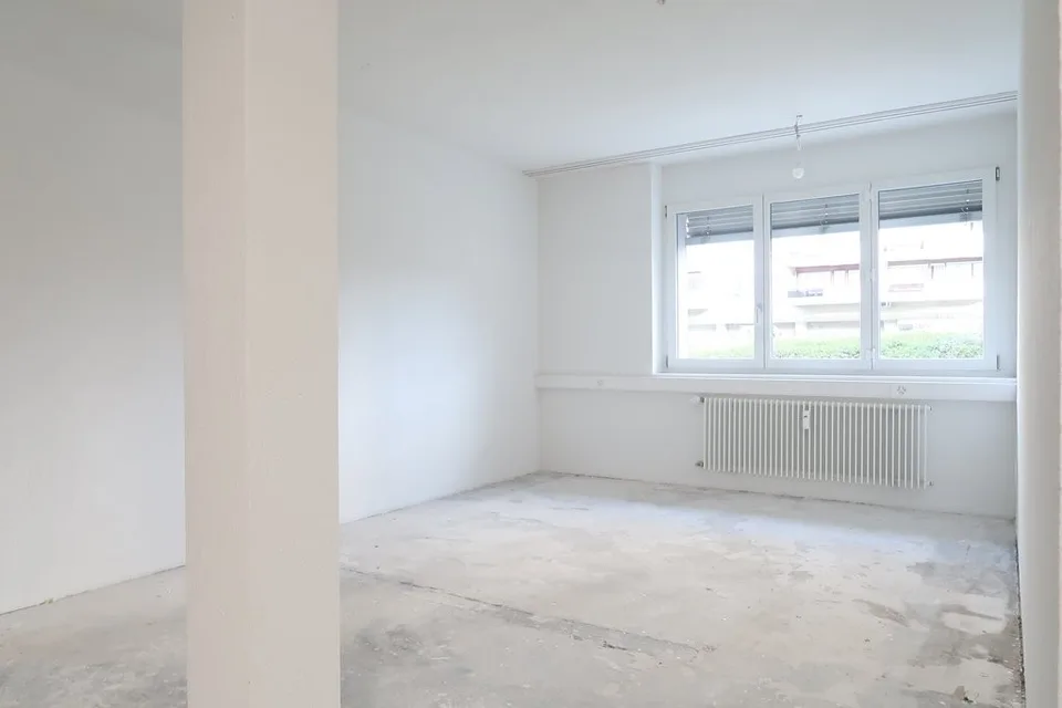 Bureau attractif dans un emplacement central près de la station de tramway Sandrain