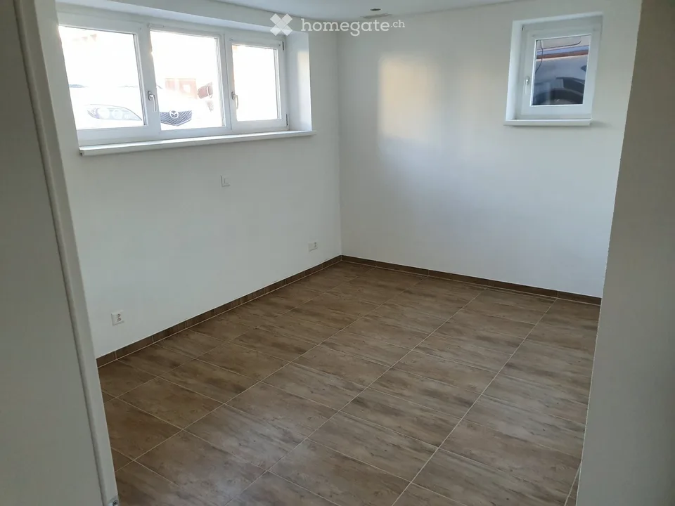 helle, moderne  3.5 Zimmerwohnung mit Gartensitzplatz