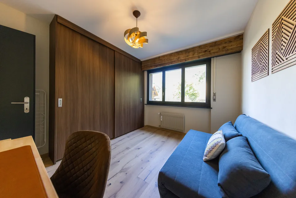 Sublimes Apartment mit 3,5 Zimmern, komplett renoviert. – Foto 13 von 15