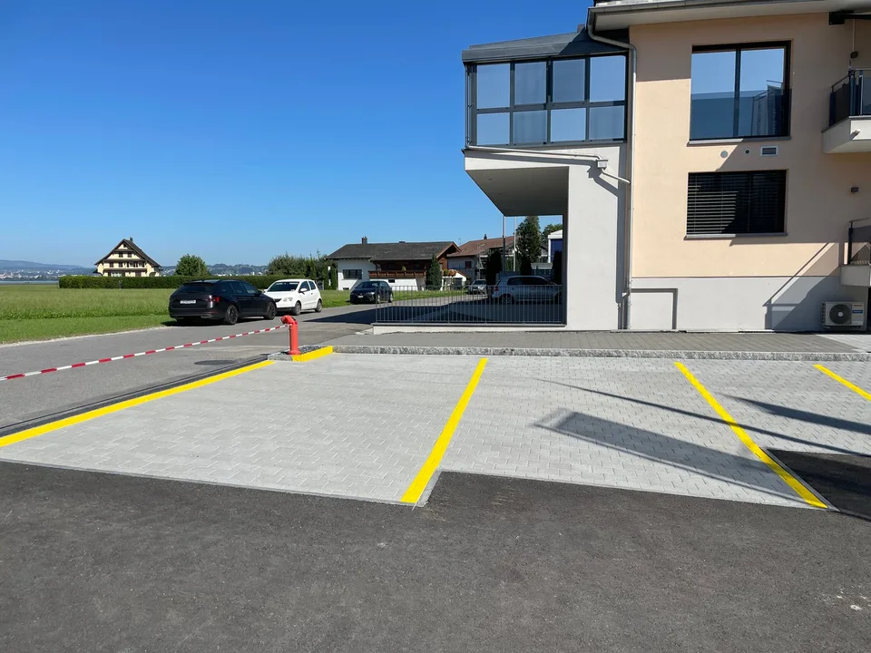 Secure motorhome storage space in Nuolen-Wangen SZ – photo 7 of 11