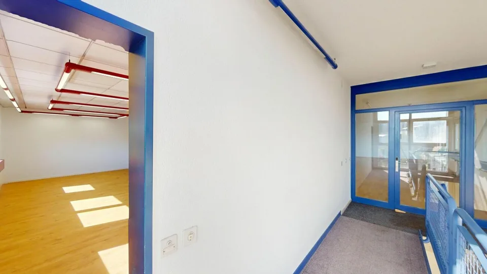 Office premises on the attic floor – photo 12 of 12