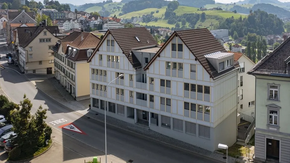 LICHTDURCHFLUTETER WOHNTRAUM AN PERFEKTER LAGE IN HERISAU