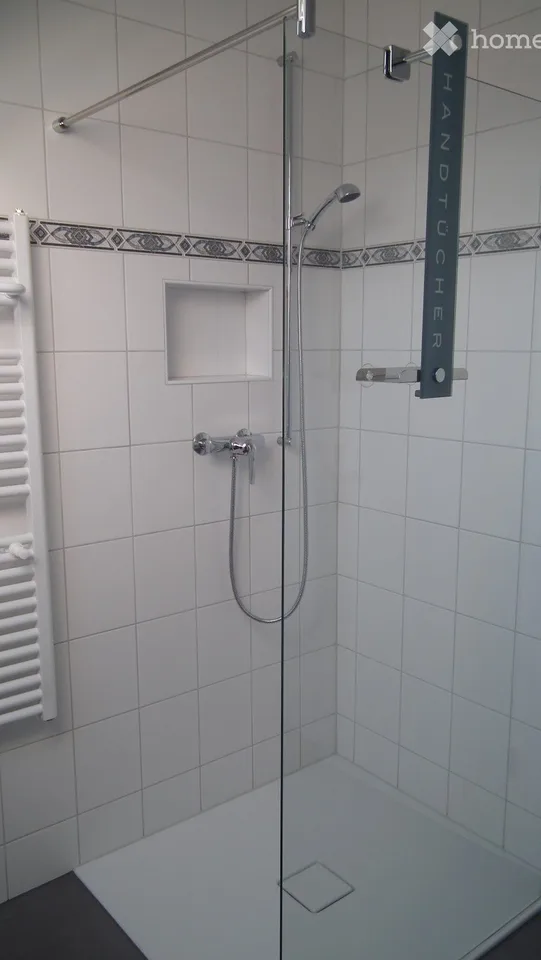 In affitto 3 camere appartamento mansardato, non fumatore