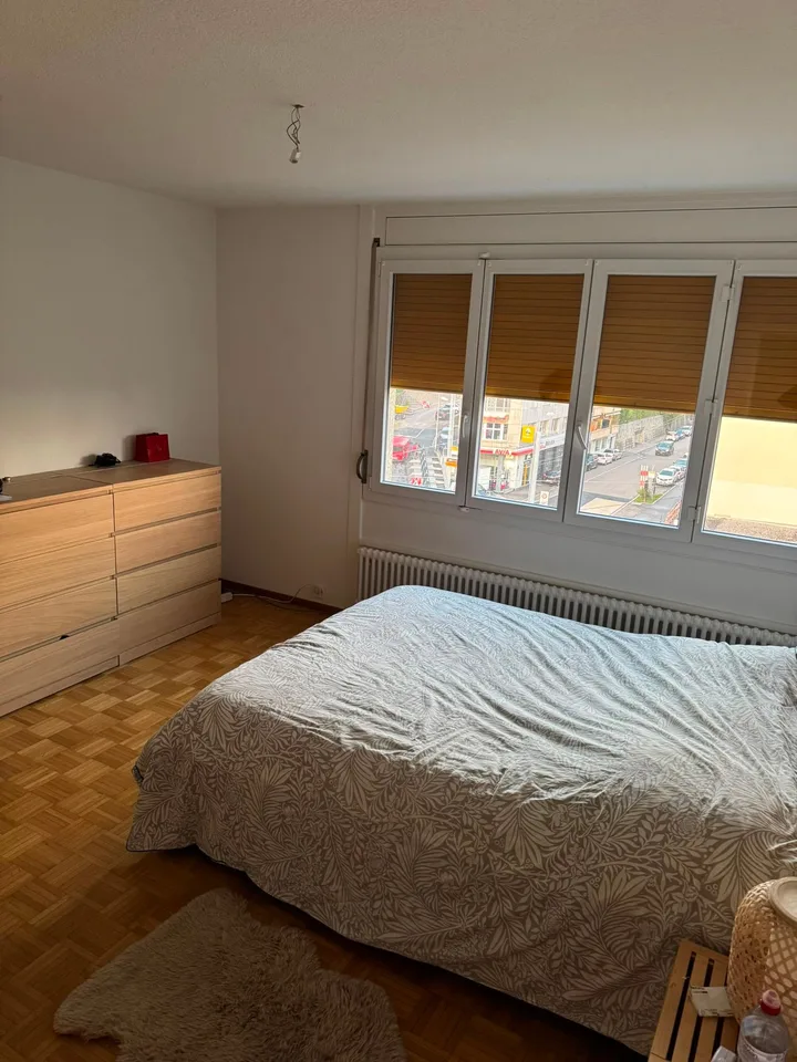Helles 2-Zimmer-Wohnung mit Panoramablick in Neuchâtel