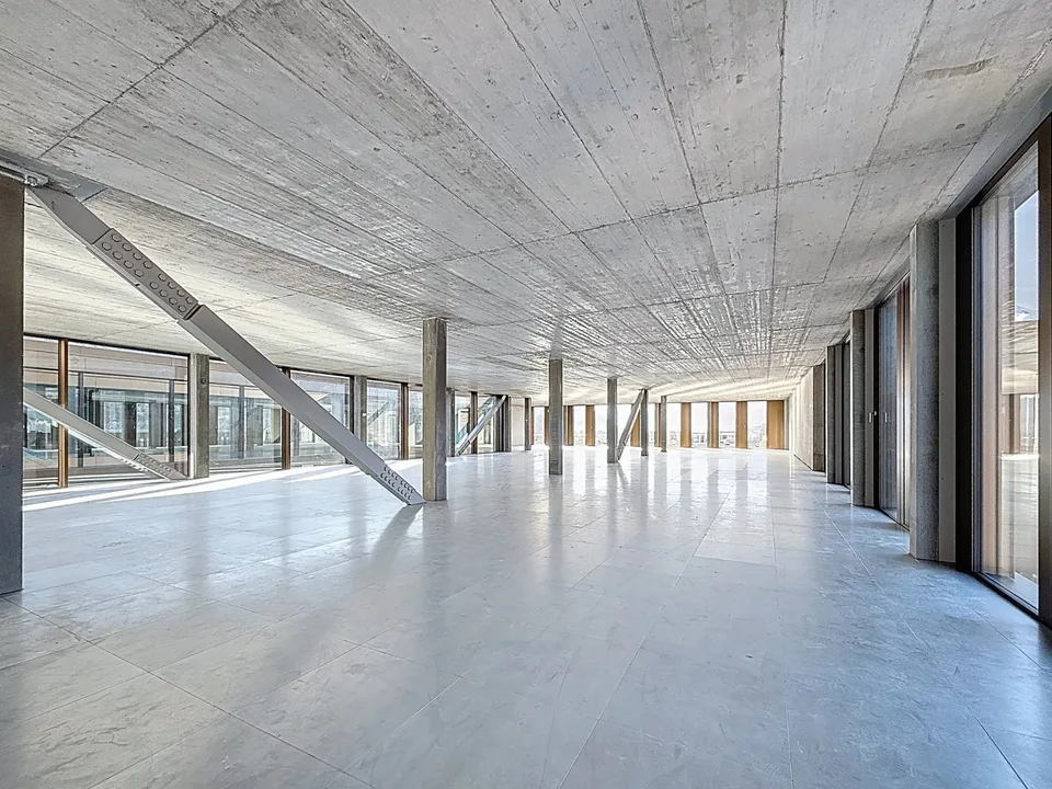 Surface exceptionnelle de 1'127 m² au 7e étage - Vue panoramique à 360