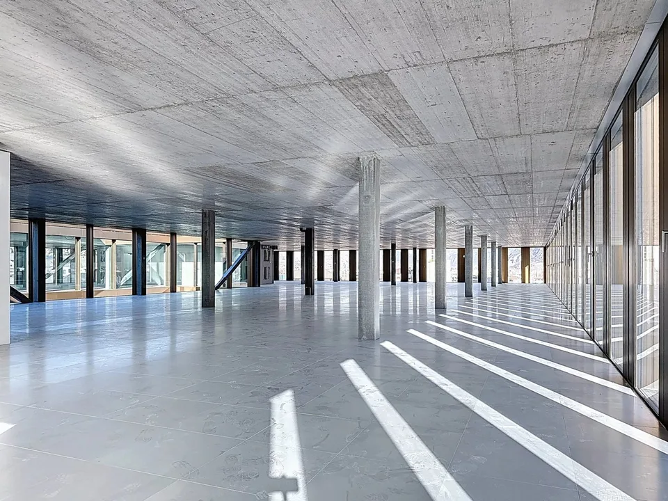 Surface exceptionnelle de 1'127 m² au 7e étage - Vue panoramique à 360