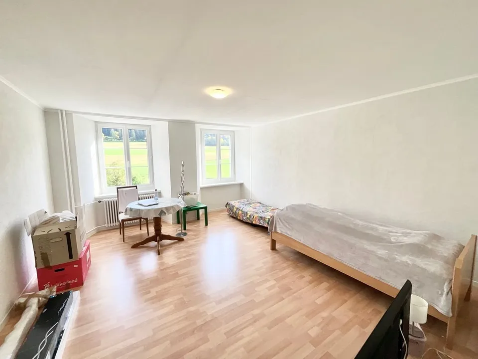 Appartement 2 pièces lumineux au rez-de-chaussée à Sonvilier