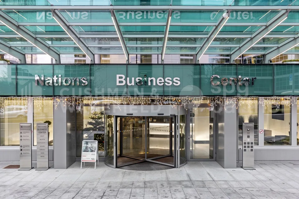 Superficie amministrativa di 540 m² con vista spettacolare sul Lago di Ginevra - Nation Business Center