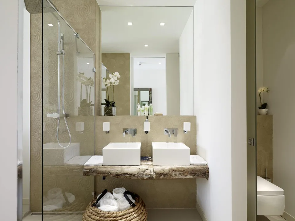 Studio Senior, Kitchenette - Serviced Apartment with Weekly Housekeeping Included – photo 10 of 32