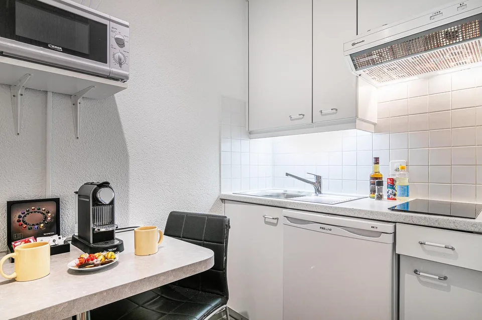Studio moderno arredato vicino alla stazione di Losanna – Rue du Simplon 10! – foto 6 di 9