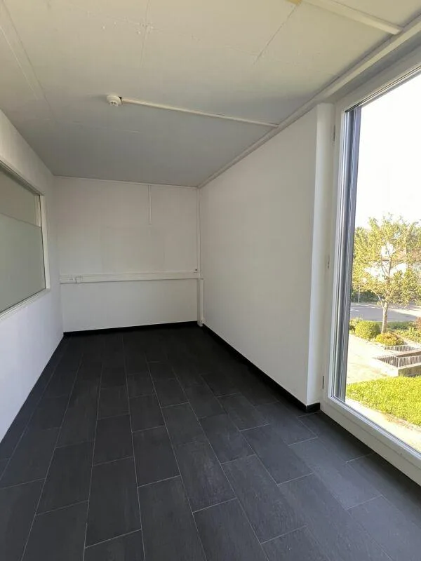 NEGOZIO - UFFICIO - SHOWROOM – foto 11 di 13