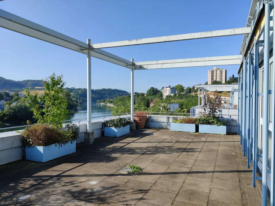 Flexible Räumlichkeiten mit Aussicht auf den Rhein!