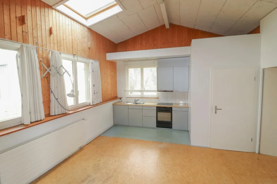 Casa di 8,5 locali, anche utilizzabile come casa a più generazioni, su 1.441 m2 di terreno con riserva di terreno edificabile – foto 16 di 18