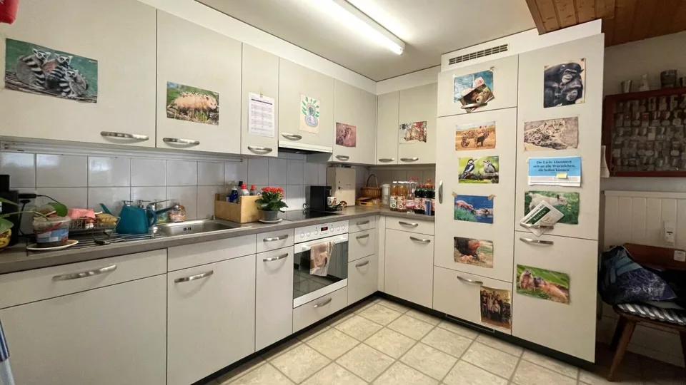Casa residenziale e commerciale con parcheggi a Buckten/BL – foto 9 di 11