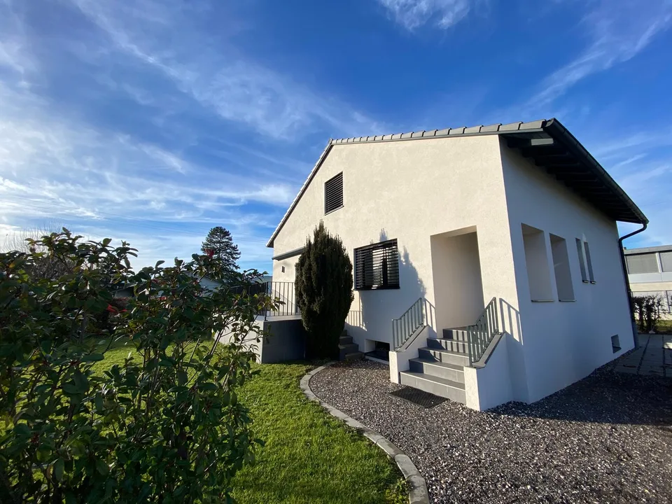 Casa, Bassecourt - 799000