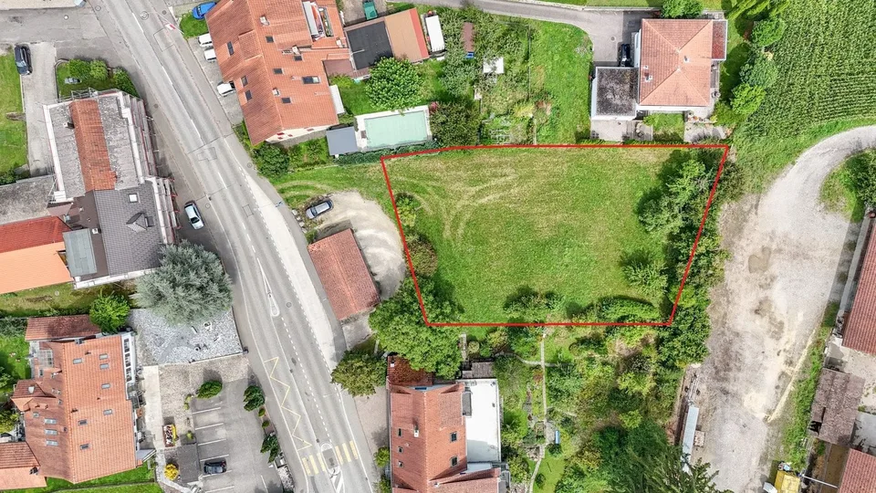 Bauland mit Projektmöglichkeit (1'274 m²)