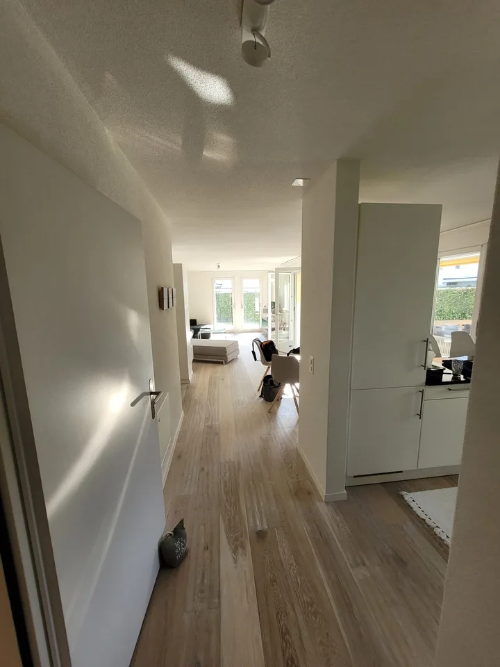 Affascinante appartamento di giardino di 3,5 locali con terrazza e giardino compreso parcheggio – foto 10 di 10