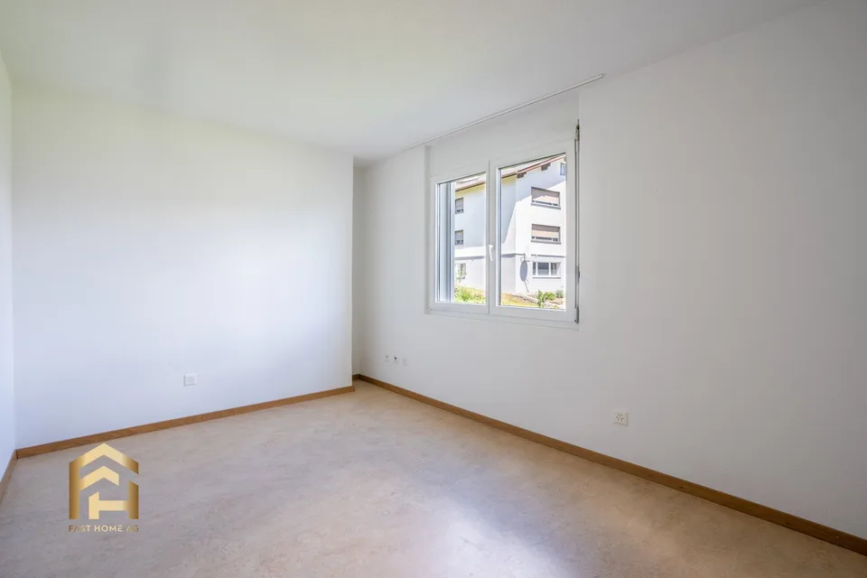 Geräumige 5.5-Zimmerwohnung inkl. Möglichkeit Dachstock auszubauen (St