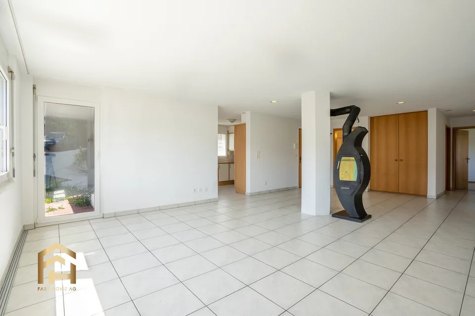 Geräumige 5.5-Zimmerwohnung inkl. Möglichkeit Dachstock auszubauen (St