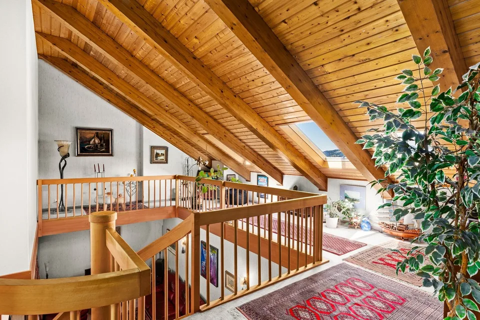 Duplex-Wohnung zur Renovierung in einem gesuchten Wohnviertel