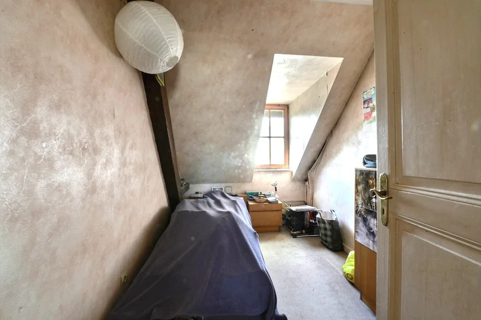 EXKLUSIVANGEBOT – CHARAKTERHAUS MIT GROSSEM POTENZIAL – IN DER NÄHE VON STADTZENTRUM UND BAHNHOF – Foto 22 von 24